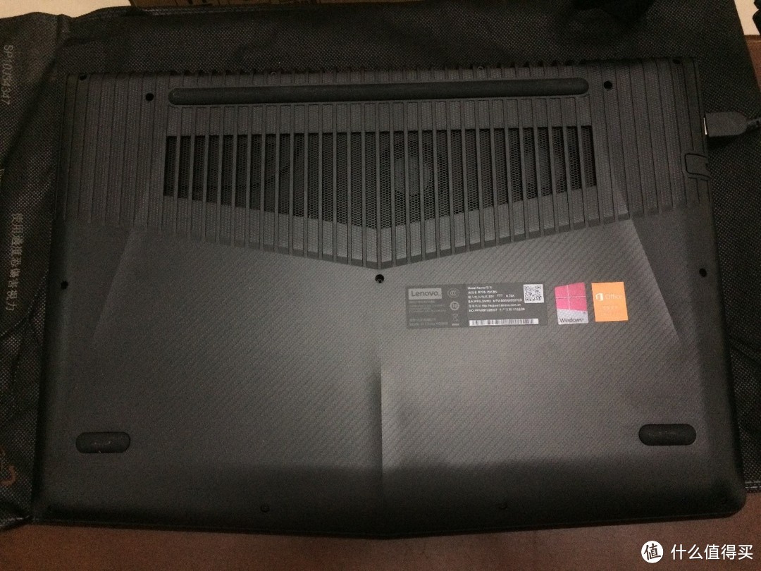 #原创新人#我家送的新本 — Lenovo 联想 拯救者 R720 游戏笔记本 开箱记