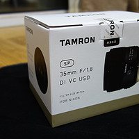 腾龙 SP 35mm F/1.8 Di VC USD 定焦镜头外观展示(按钮|开关)