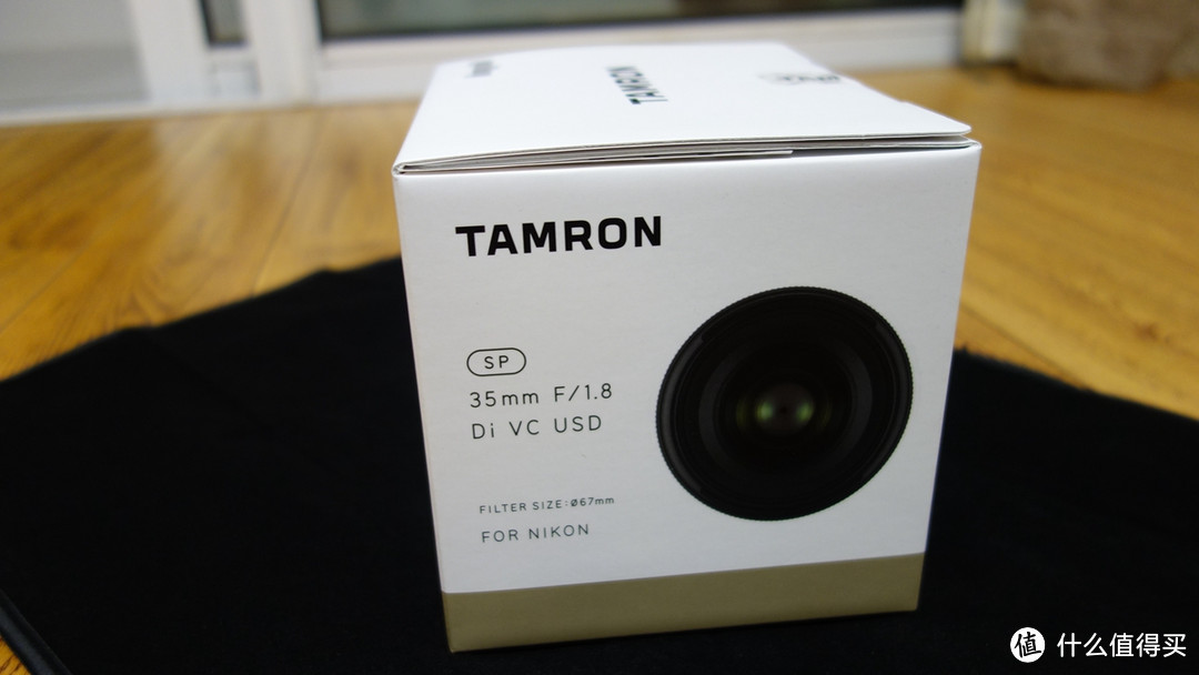 挂机拍档 TAMRON 腾龙 SP 35mm F/1.8 Di VC USD 定焦镜头