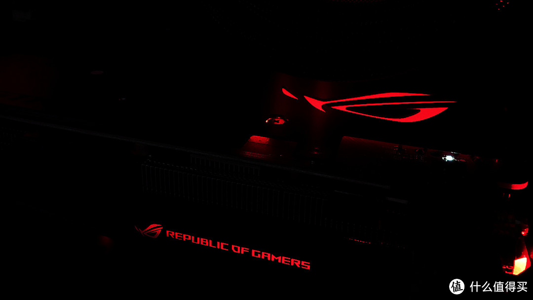 还是没忍住！ASUS 华硕 ROG CROSSHAIR VI HERO 开箱上机重建锐龙3A平台体验超频与游戏