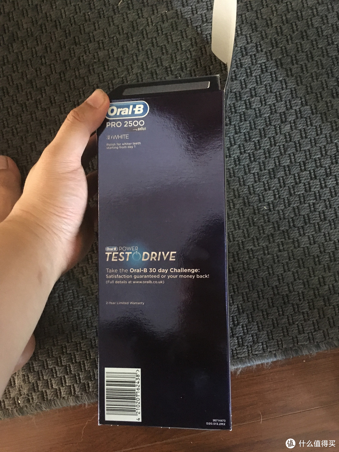 包装也是要看的：英亚 Oral-B 欧乐B Pro2500 电动牙刷开箱体验