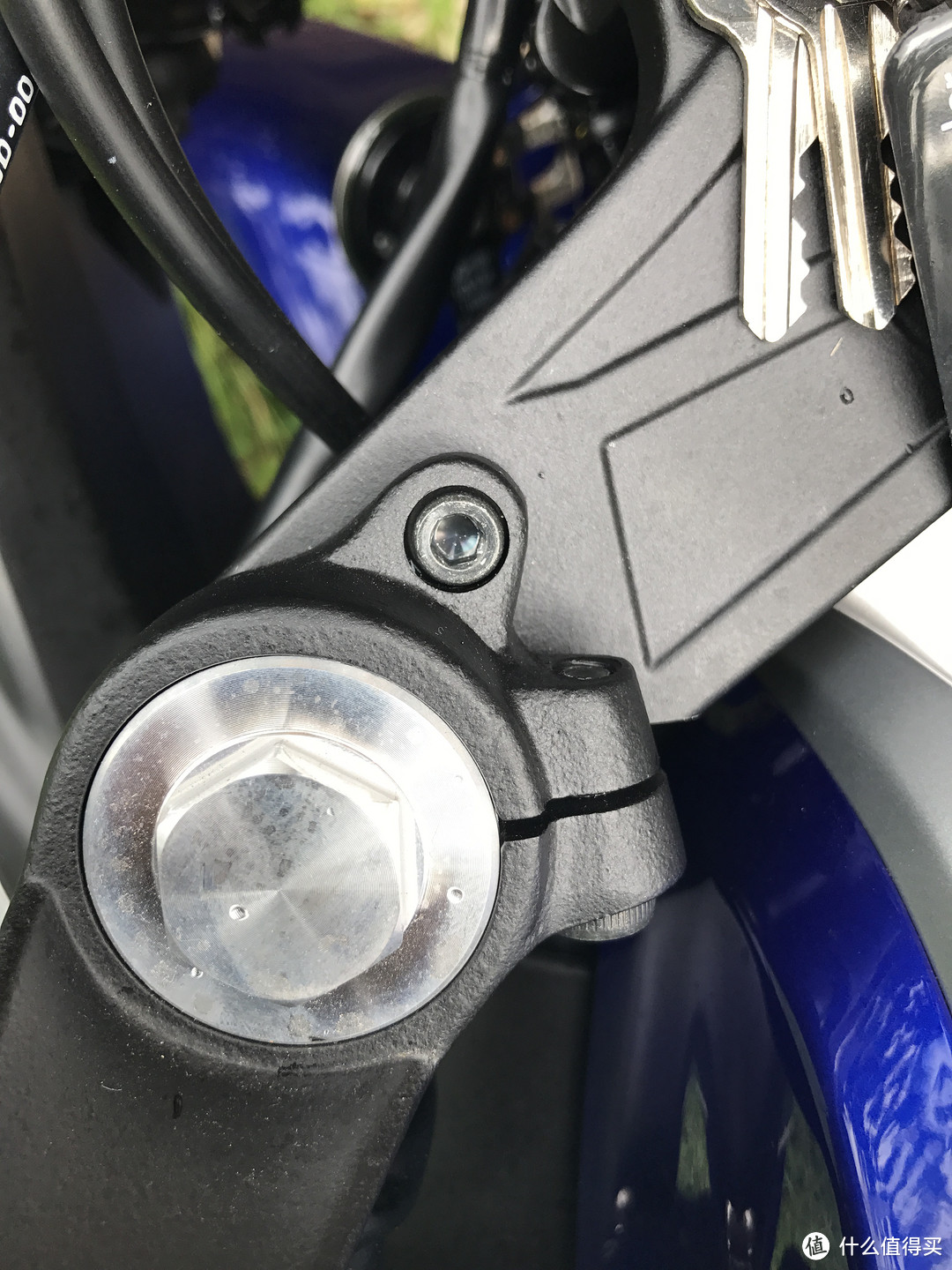 为 YAMAHA 雅马哈 R3 摩托车 装上导航手机架