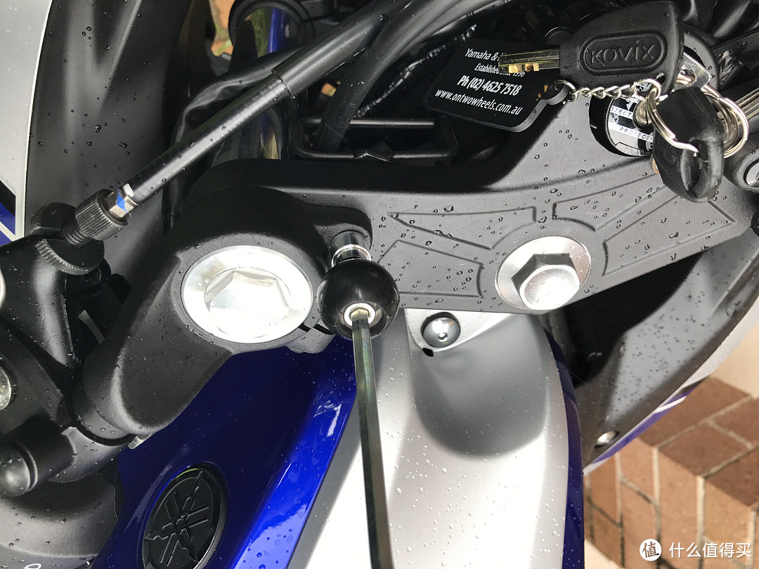 为 YAMAHA 雅马哈 R3 摩托车 装上导航手机架