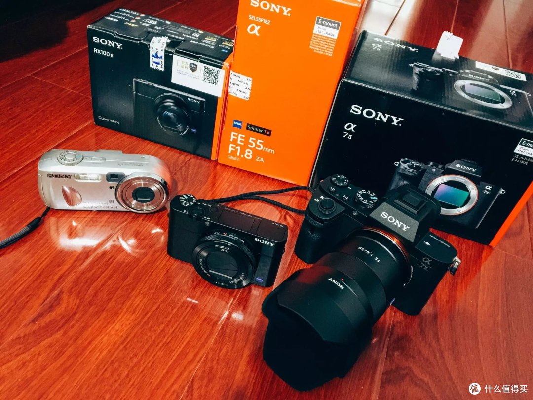 更好用的生活记录仪:SONY 索尼 DSC-RX100V 黑卡5代 数码相机