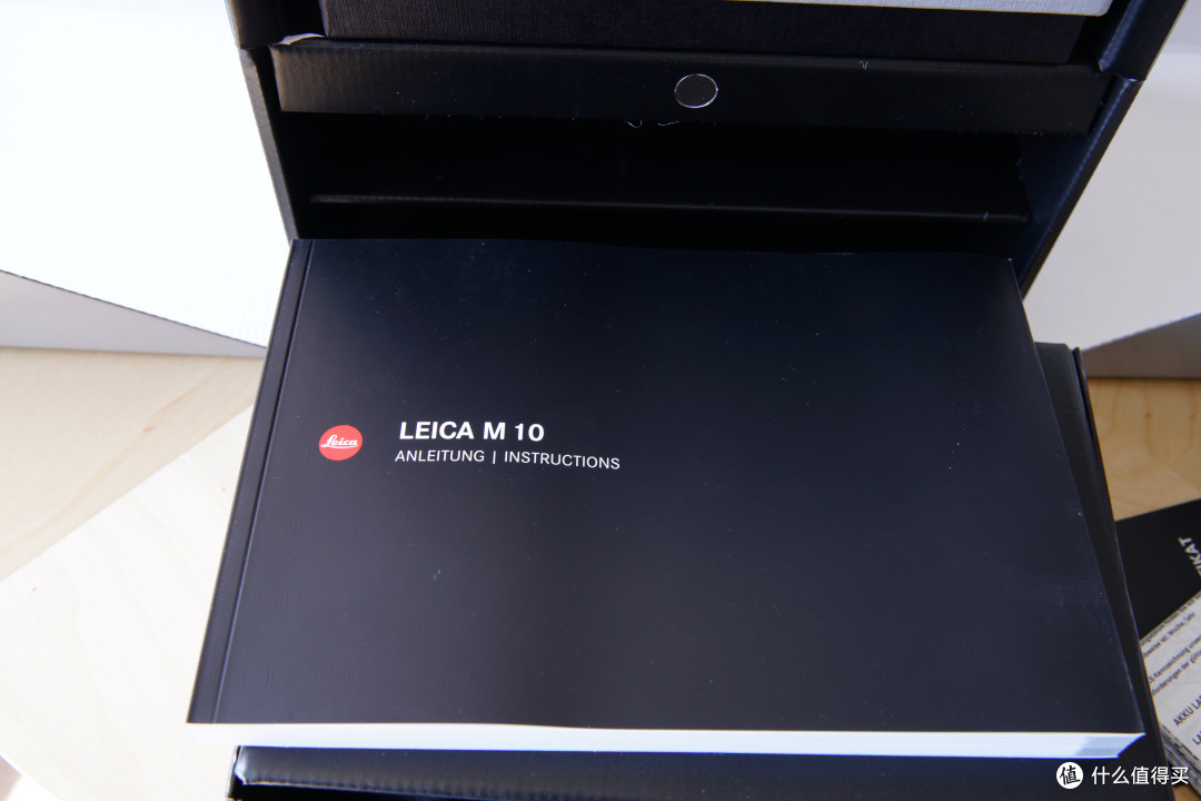 #首晒#可能是最好的旁轴相机：Leica 徕卡 M10数码旁轴相机