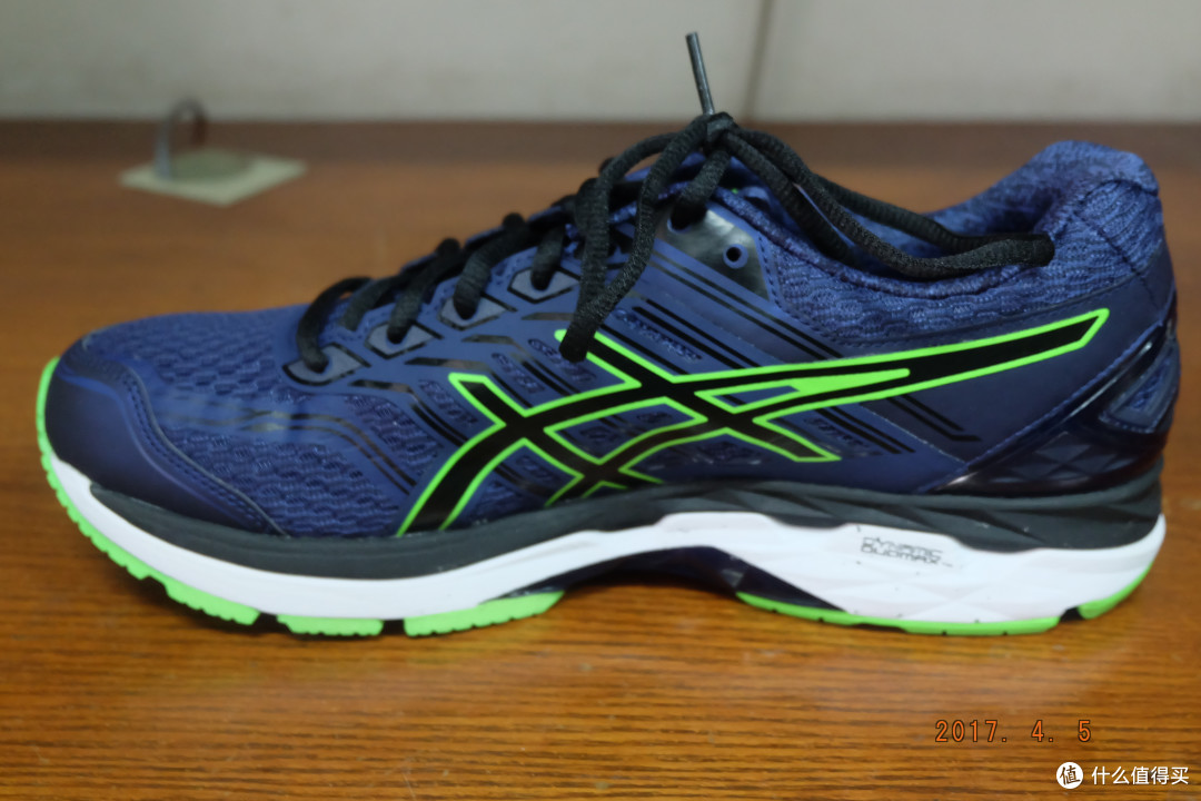 ASICS 亚瑟士 GT2000-5 次*级支撑跑鞋正确的尺码选择姿势-硕士狗的开箱