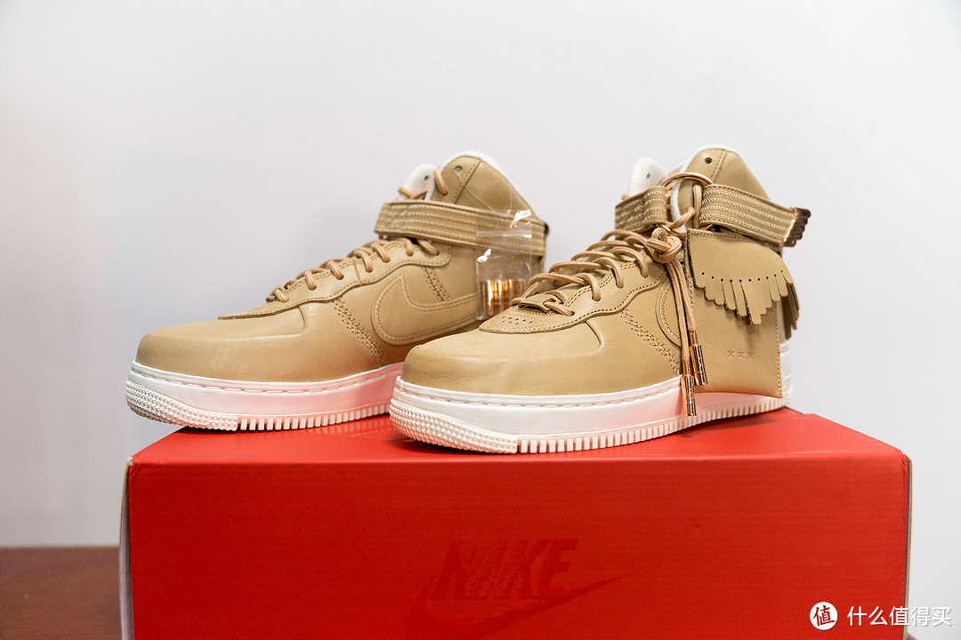 24K玫瑰金下的LUX级的 NIke 耐克 Air Force 1 Vachatta TAN Sport Lux 男鞋