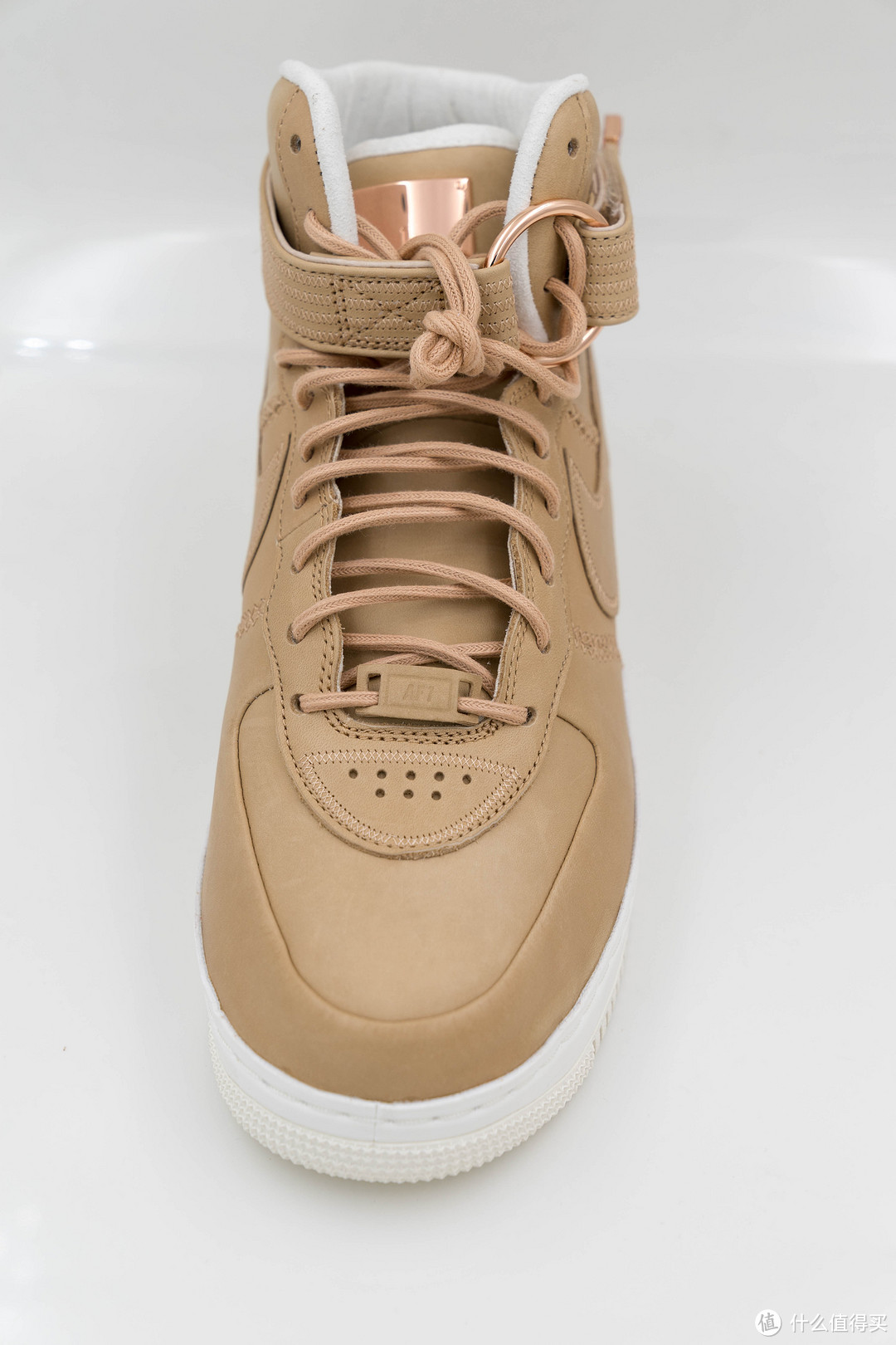 24K玫瑰金下的LUX级的 NIke 耐克 Air Force 1 Vachatta TAN Sport Lux 男鞋