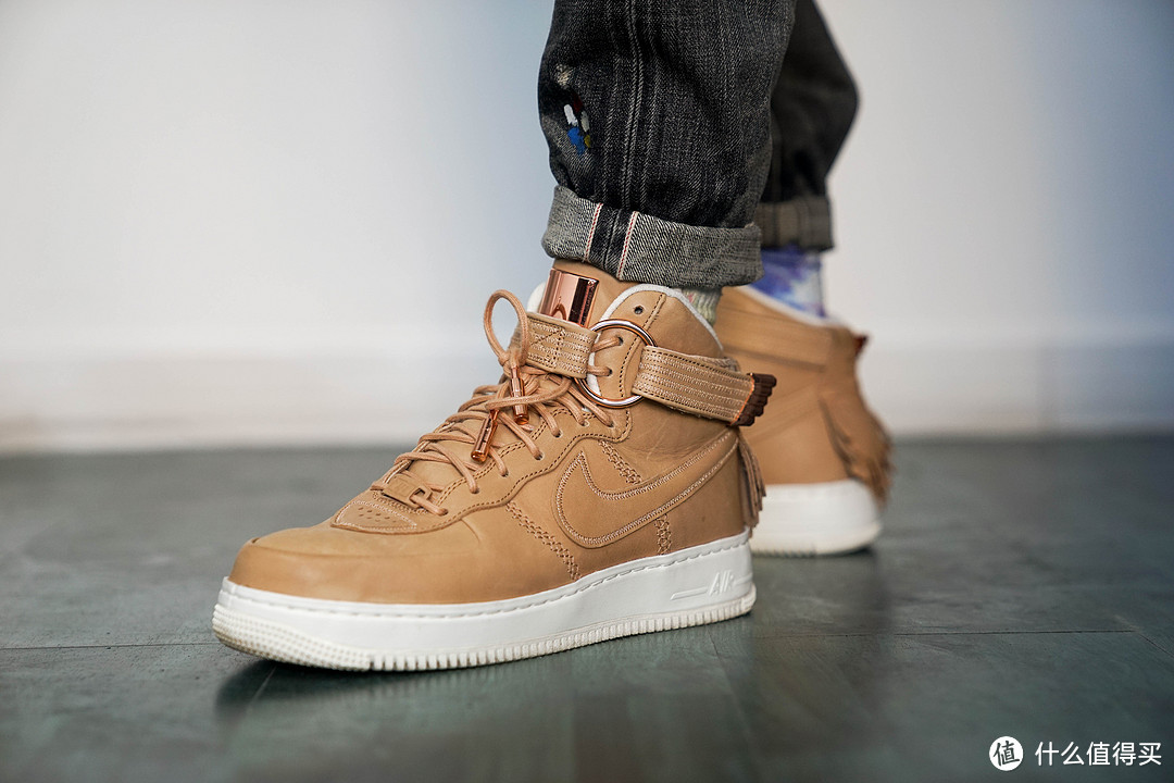 24K玫瑰金下的LUX级的 NIke 耐克 Air Force 1 Vachatta TAN Sport Lux 男鞋