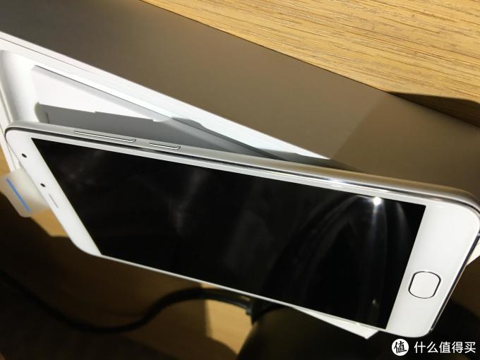 虽然已经是15年的产品，但可以看出当时还是非常用心的