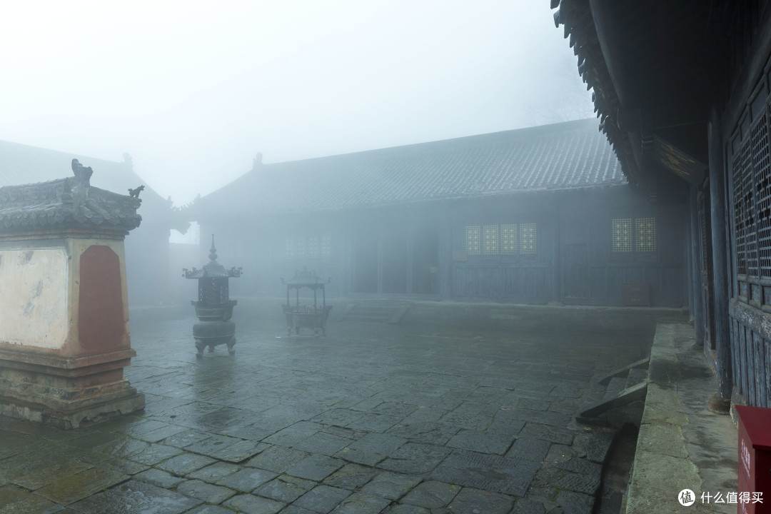雨叩武当山:“道长,还收徒不?”