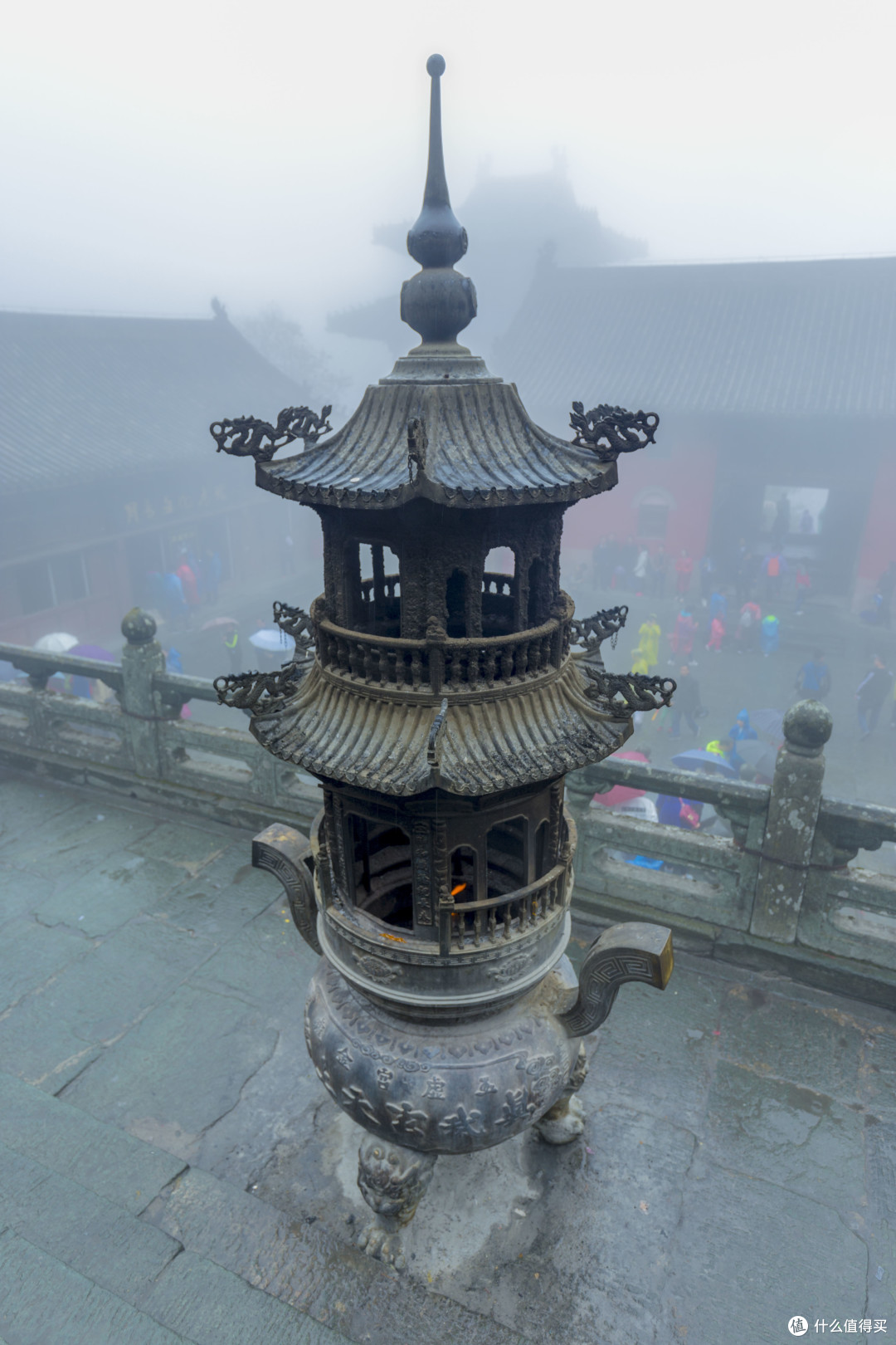 雨叩武当山:“道长,还收徒不?”