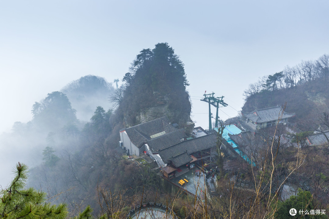 雨叩武当山:“道长,还收徒不?”
