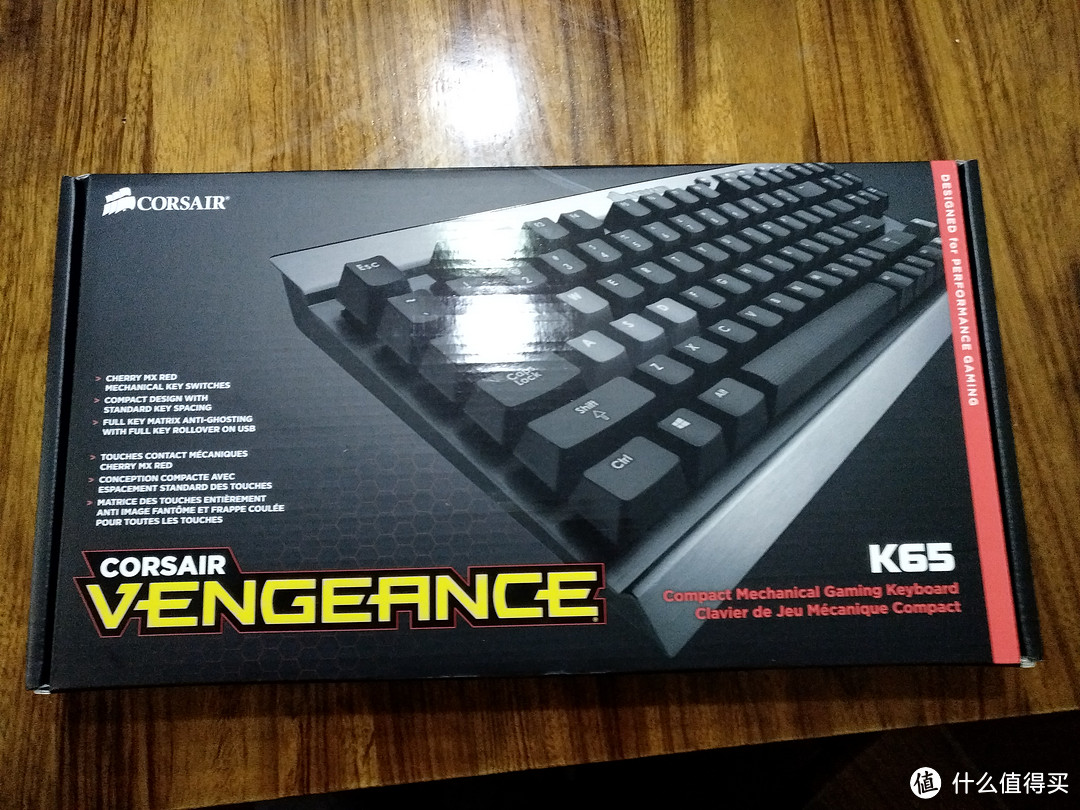 我又入了机械键盘的坑，啥时能跳出来啊：CORSAIR 美商海盗船 Vengeance K65 机械键盘 红轴