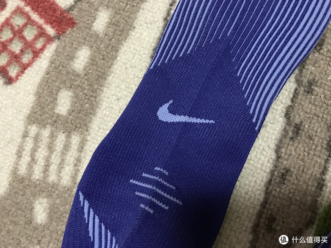 Nike Elite 3M 精英跑步反光长筒压缩袜