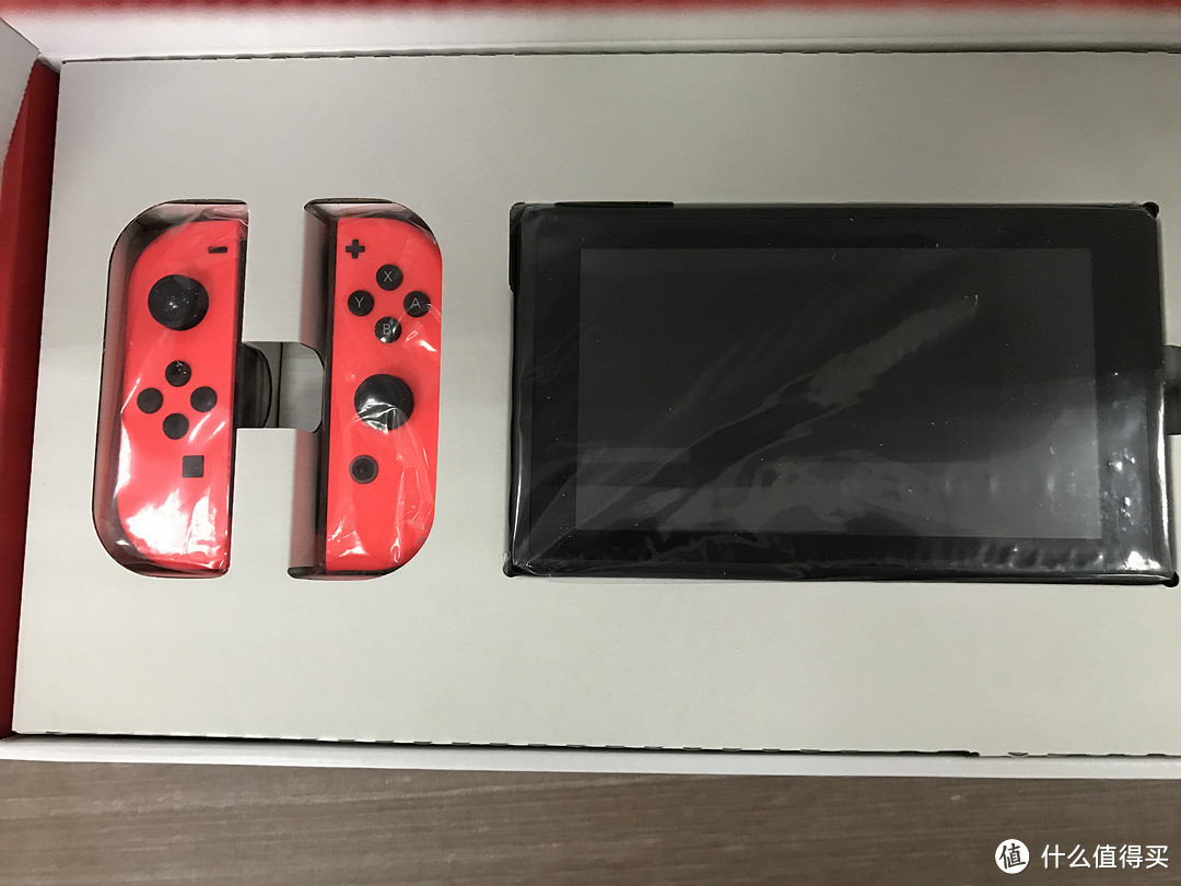 任天堂官网定制：红色 Nintendo Switch 晒单及相关配件选购意见