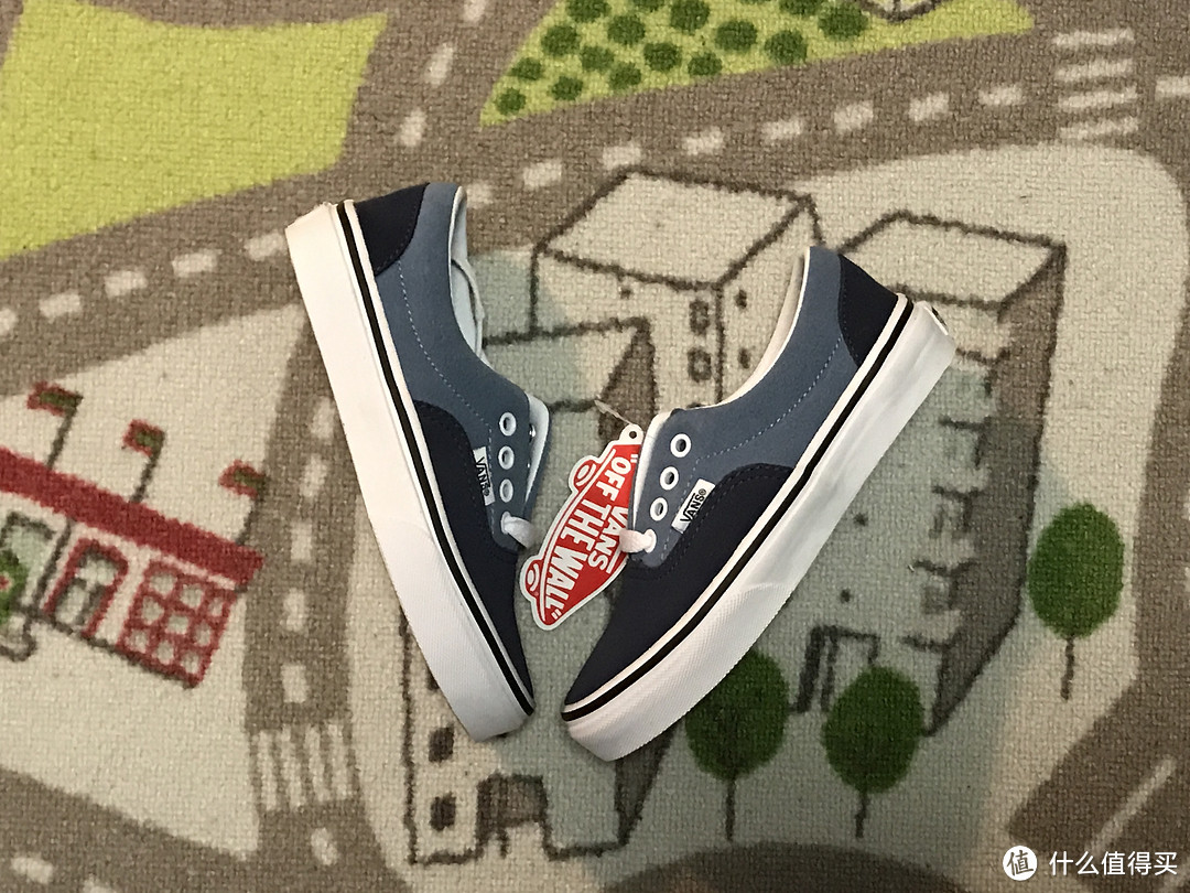 摩擦摩擦我的滑板鞋！Vans 范斯 Era 童鞋