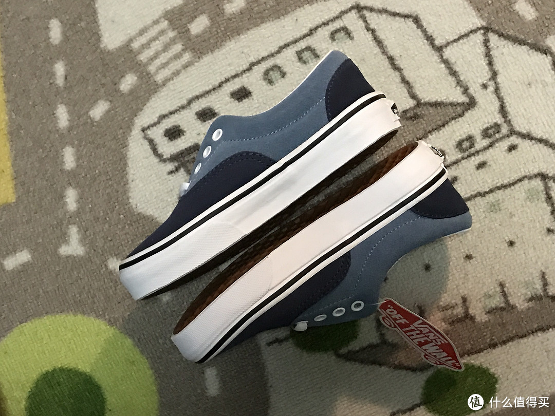 摩擦摩擦我的滑板鞋！Vans 范斯 Era 童鞋