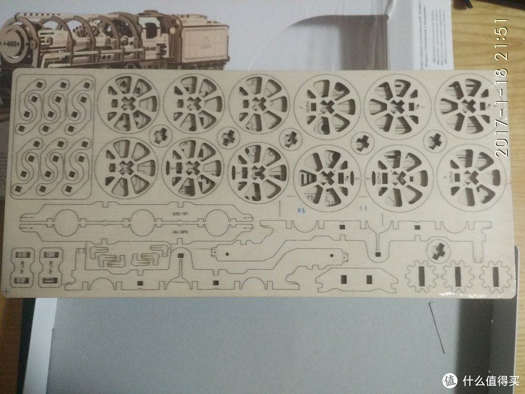 拼插模型晒单：乌克兰ugears460 木质机械火车模型