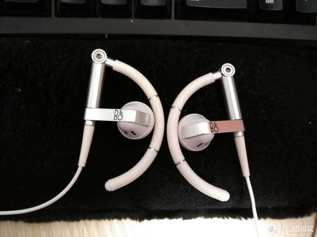 耳机小白收值友闲置——B&O EarSet 3i 挂耳式运动耳机（浅谈音质）