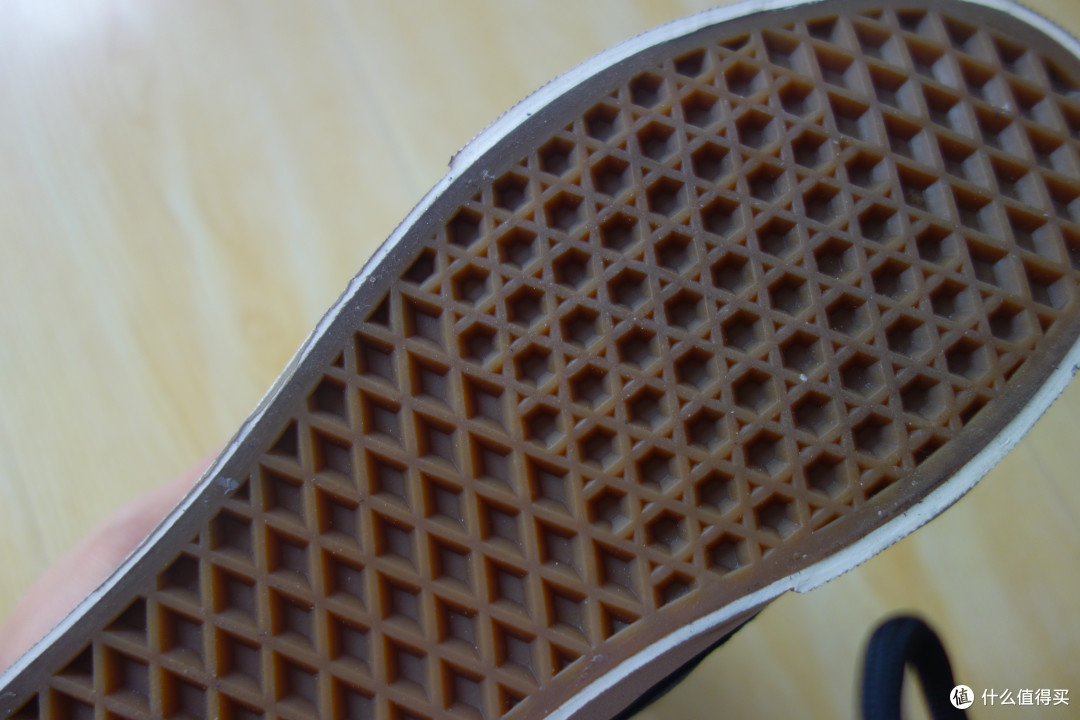 大龄青年的第一双 vans   （btw处子晒）