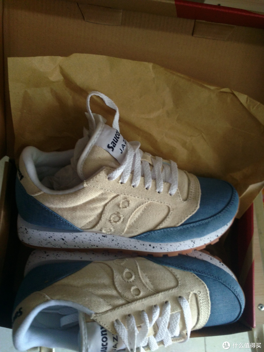 Saucony 圣康尼 GRID SD 和 originals jazz o denim开箱