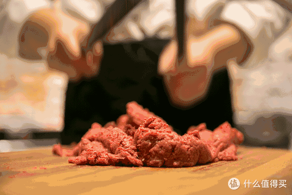 奇怪！这家只吃牛肉还一点都不辣的店，我们竟给出了高分！