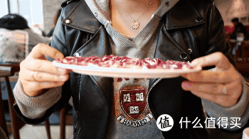 奇怪！这家只吃牛肉还一点都不辣的店，我们竟给出了高分！