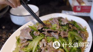 奇怪！这家只吃牛肉还一点都不辣的店，我们竟给出了高分！