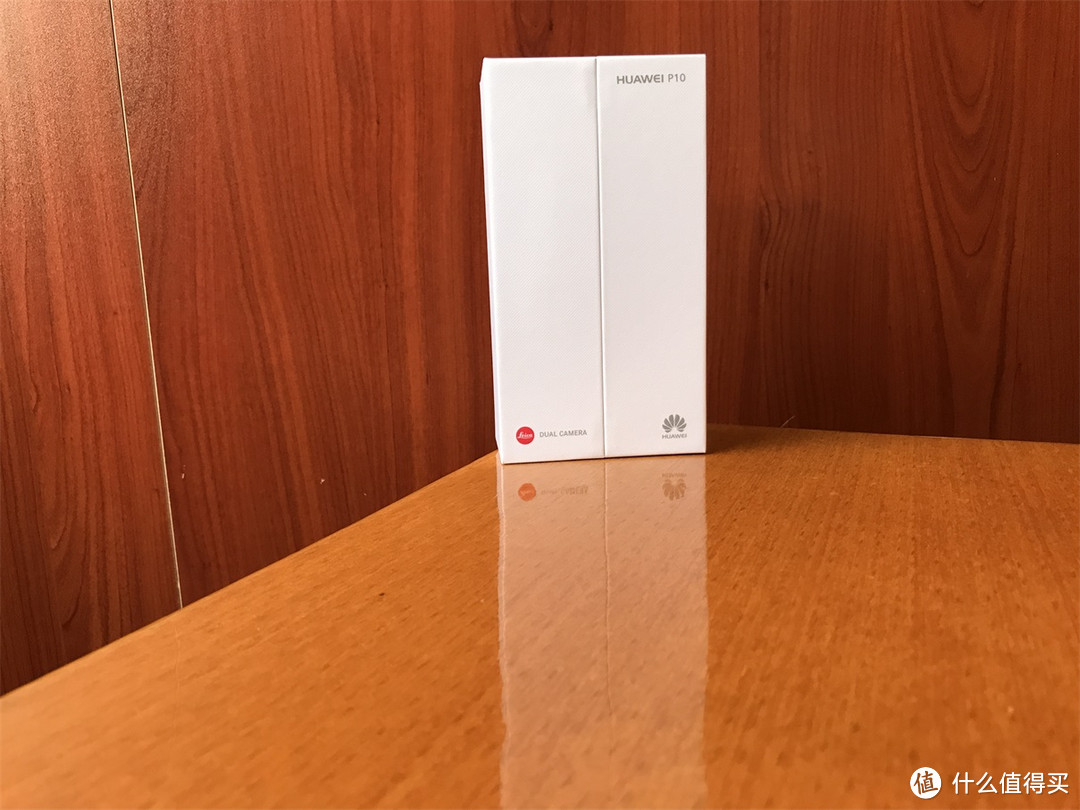 不一样的审美：HUAWEI 华为 P10 双摄 全网通智能手机 草木绿 开箱