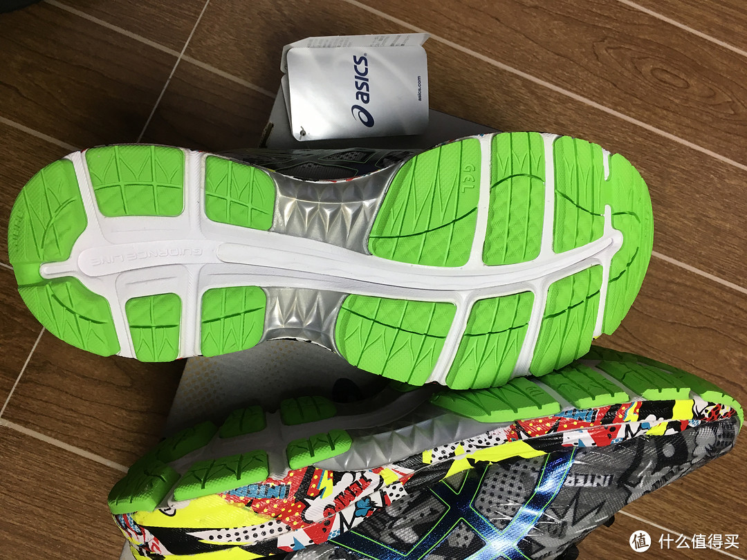 ASICS 亚瑟士 Gel-Nimbus® 18 缓震跑鞋 简易开箱作业