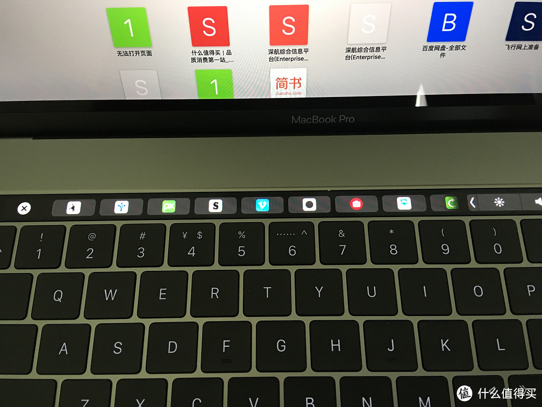 不情愿的替换Macbook pro 15寸,还有新旧款对比