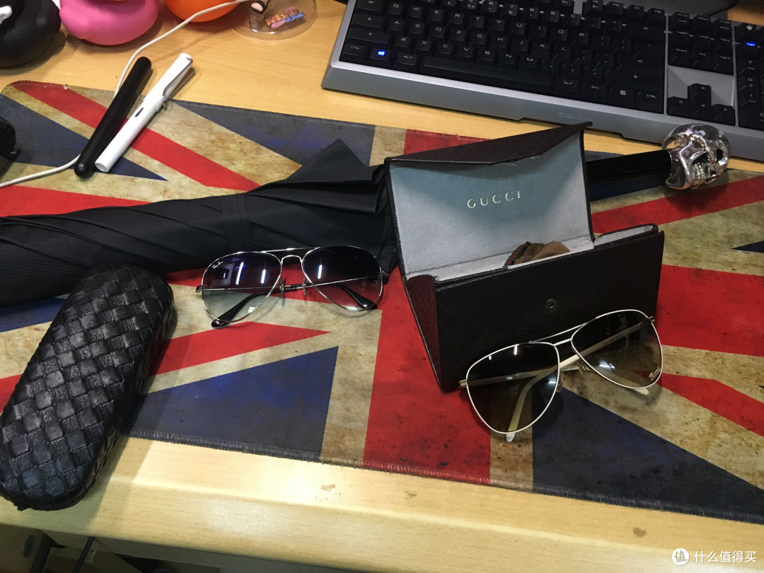 一个大二狗的轻奢宿舍桌面&EDC