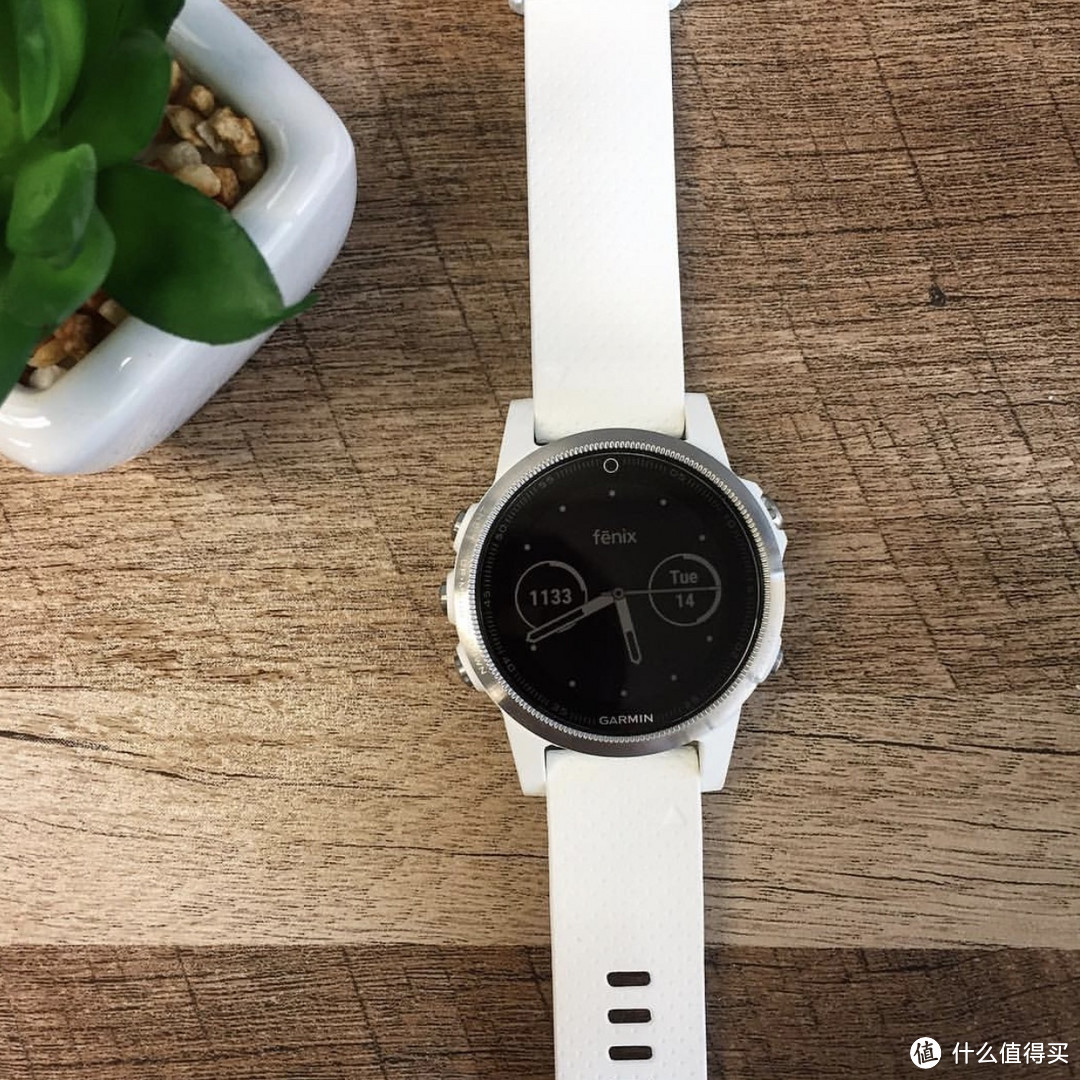 每一步都算数，Garmin Fenix 5S国行版 专业运动手表小体验