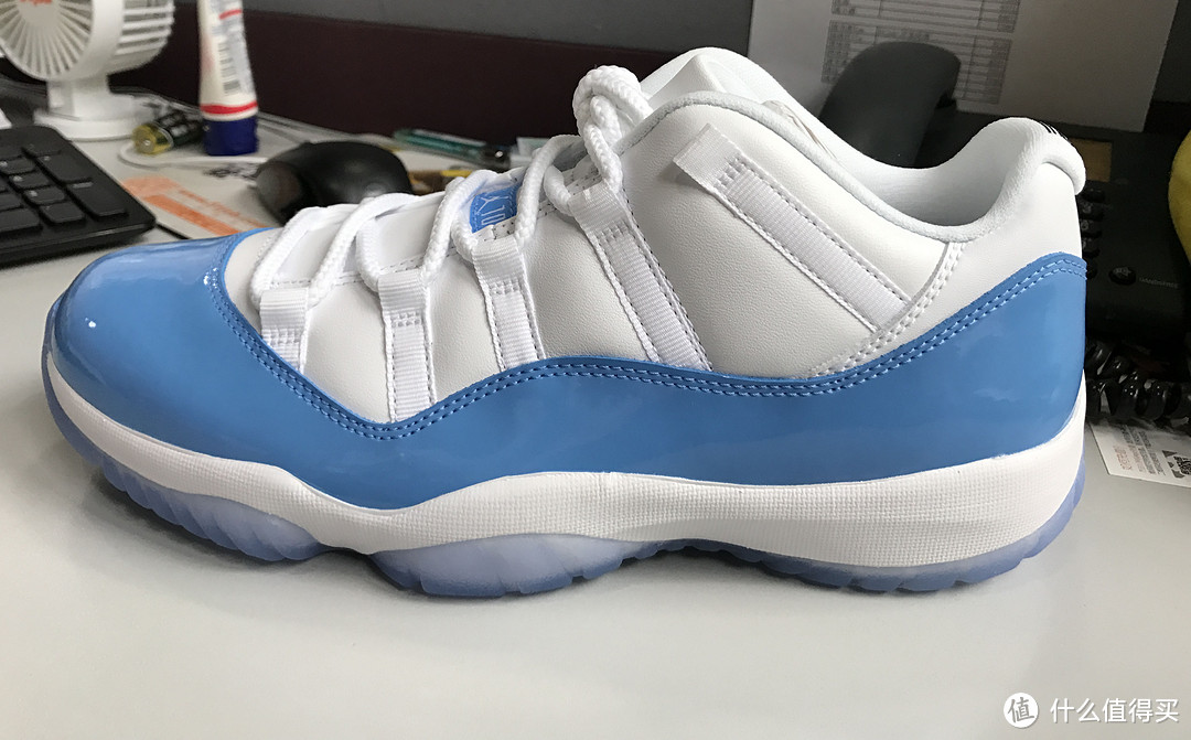 买个经典的情怀， AIR JORDAN 11 RETRO LOW 'UNIVERSITY BLUE' 晒单