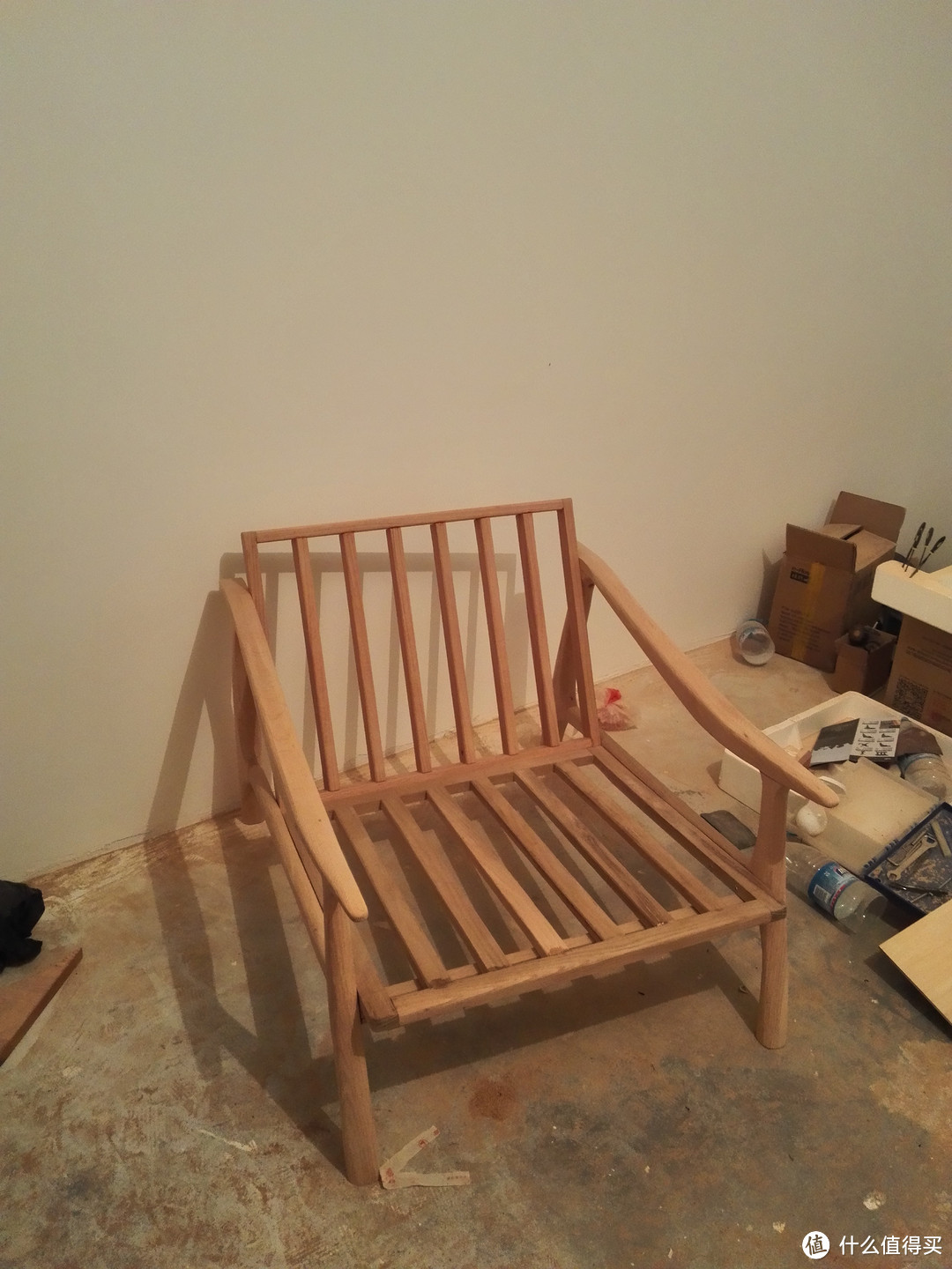 15天造了一把木椅后，80后夫妻开挂，DIY出所有家具
