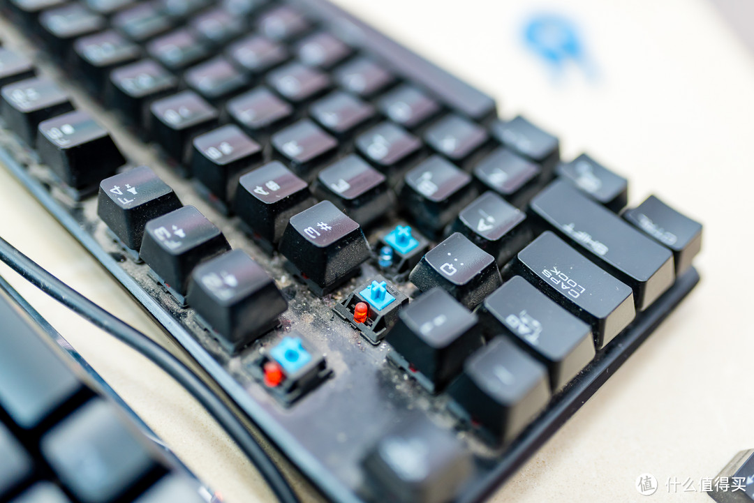 最便宜的机械键盘：优派 KU520 机械键盘 104键单光 黑轴 开箱