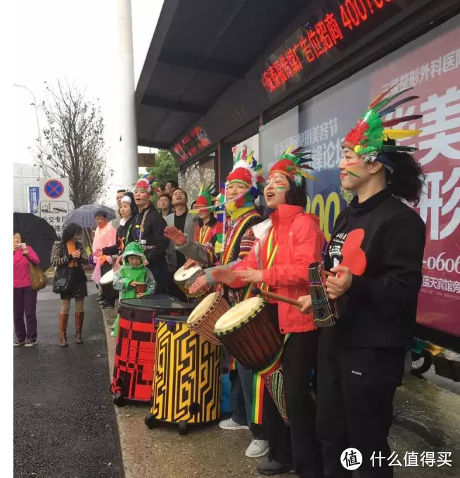 2.2万人雨中同时踏过长江大桥是怎样一种体验！是的，桥没垮！