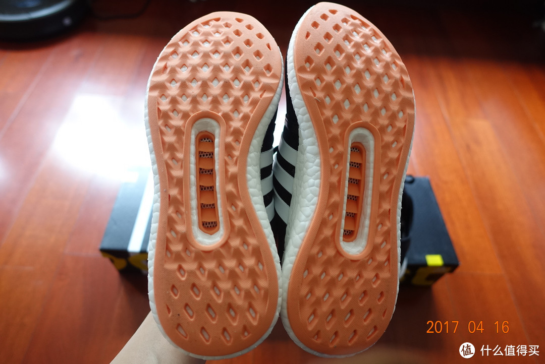 跟风入——adidas 阿迪达斯boost情侣跑步鞋CG2754/2757