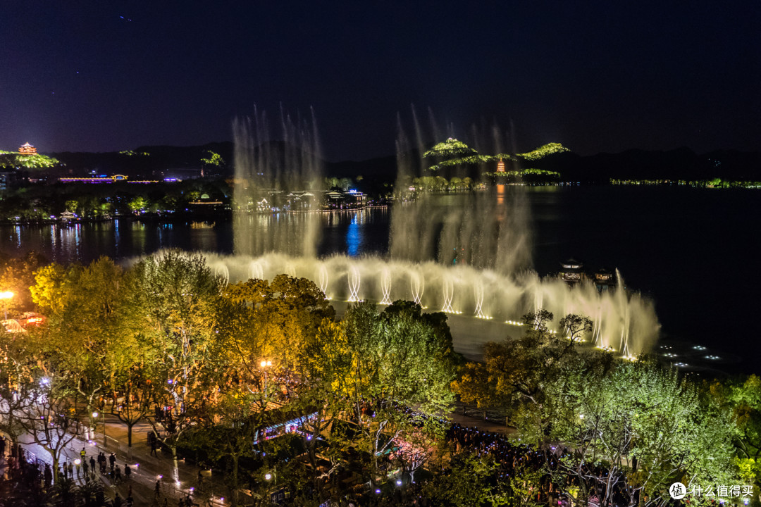 杭州凯悦,湖滨28餐厅和西湖音乐喷泉