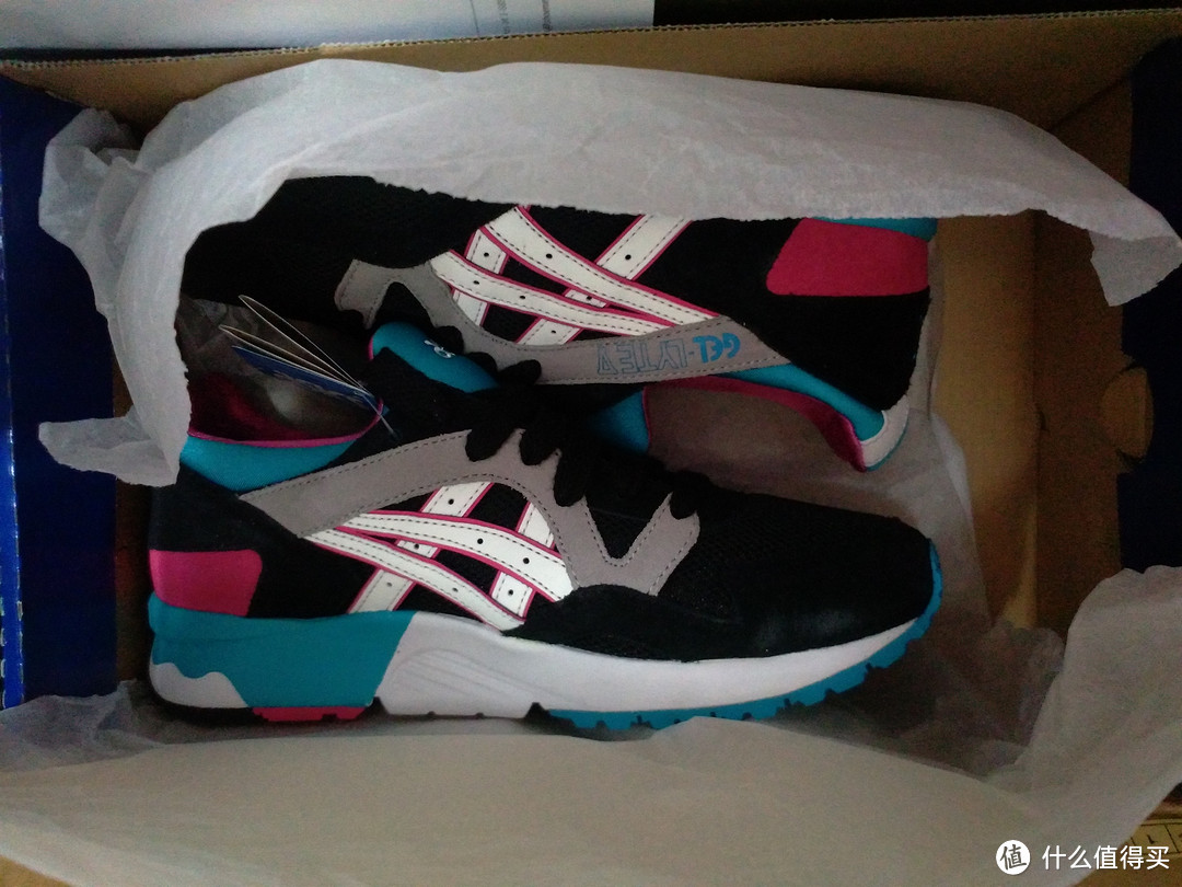 ASICS 亚瑟士 lyte v 开箱（重点是尺码）