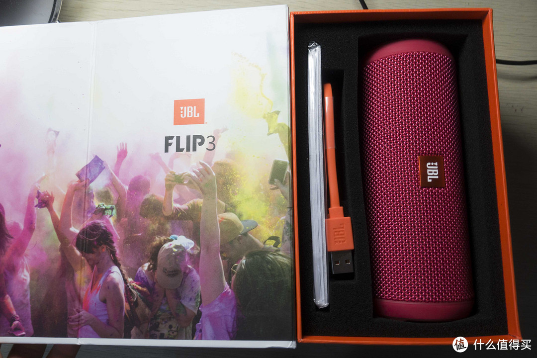 小身材大能量，音乐万花筒 JBL Flip3 便携式蓝牙音箱