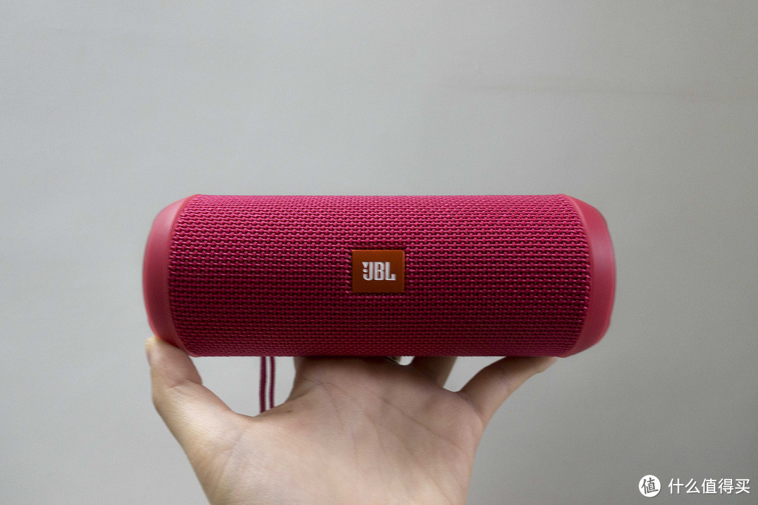 小身材大能量，音乐万花筒 JBL Flip3 便携式蓝牙音箱