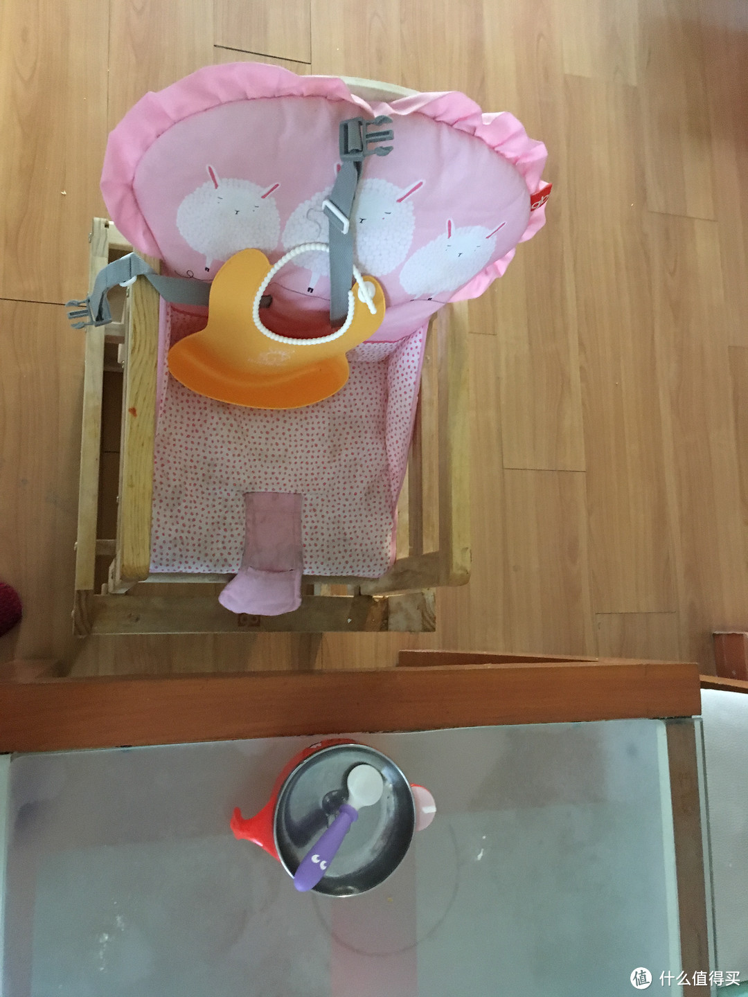 实物拍摄,用了蛮长时间,坐垫有点脏了 实物拍摄,用了蛮长时间,坐垫有点脏了