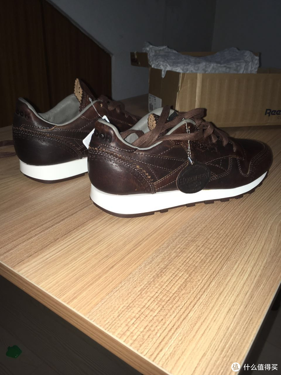 Reebok 锐步 CL LEATHER LUX HORWEEN AVH23 男士休闲鞋 开箱