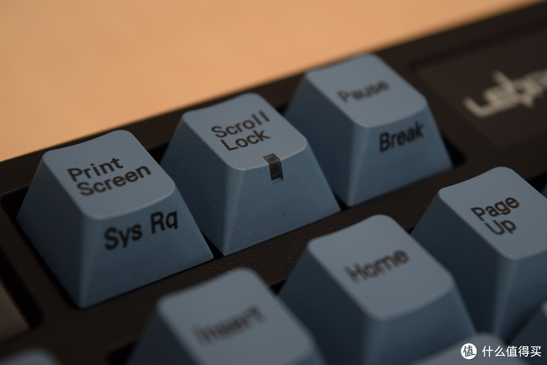 还是那经典的味道:Leopold 利奥博德 FC900R 104 游戏机械键盘 十周年限定版