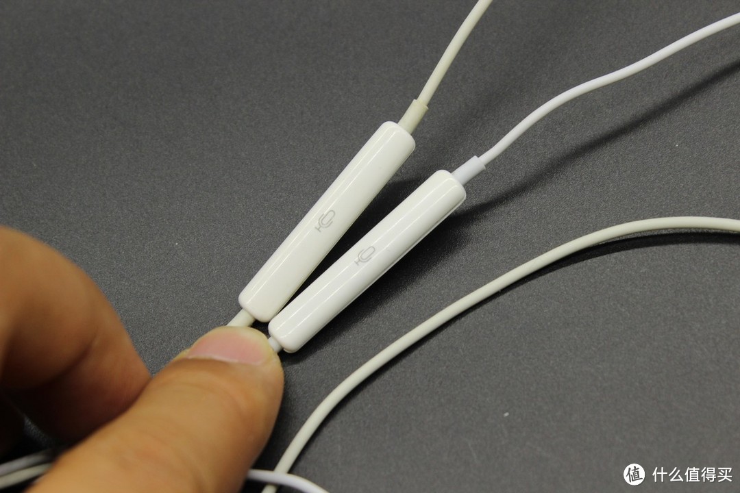 没有3.5mm之后的iphone使用耳机又一解决方案——Lightning EarPods 蓝牙耳机 开箱评测