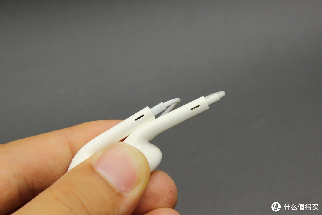 没有3.5mm之后的iphone使用耳机又一解决方案——Lightning EarPods 蓝牙耳机 开箱评测