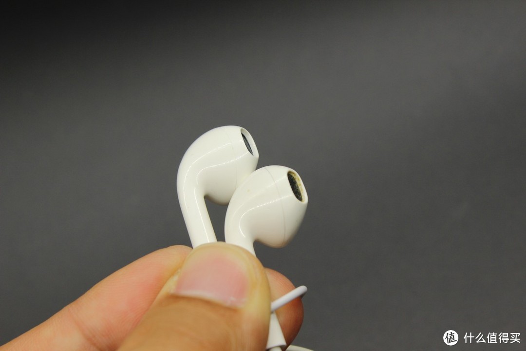 没有3.5mm之后的iphone使用耳机又一解决方案——Lightning EarPods 蓝牙耳机 开箱评测