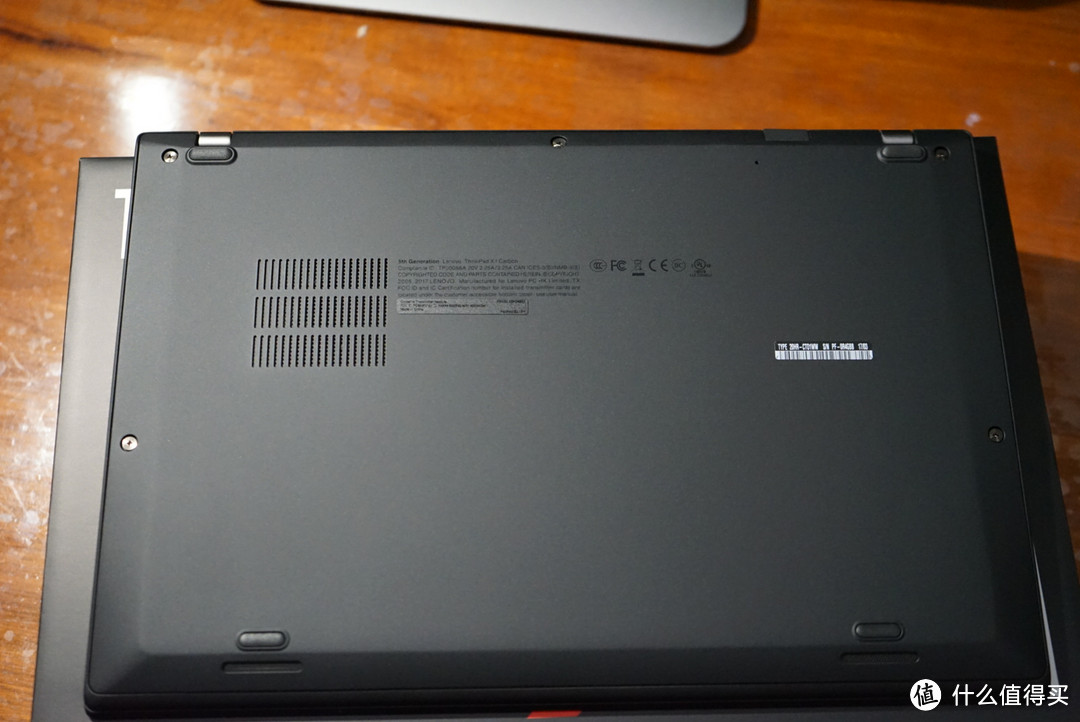 这代完美了---2017 ThinkPad X1 Carbon（附显卡坞测试）